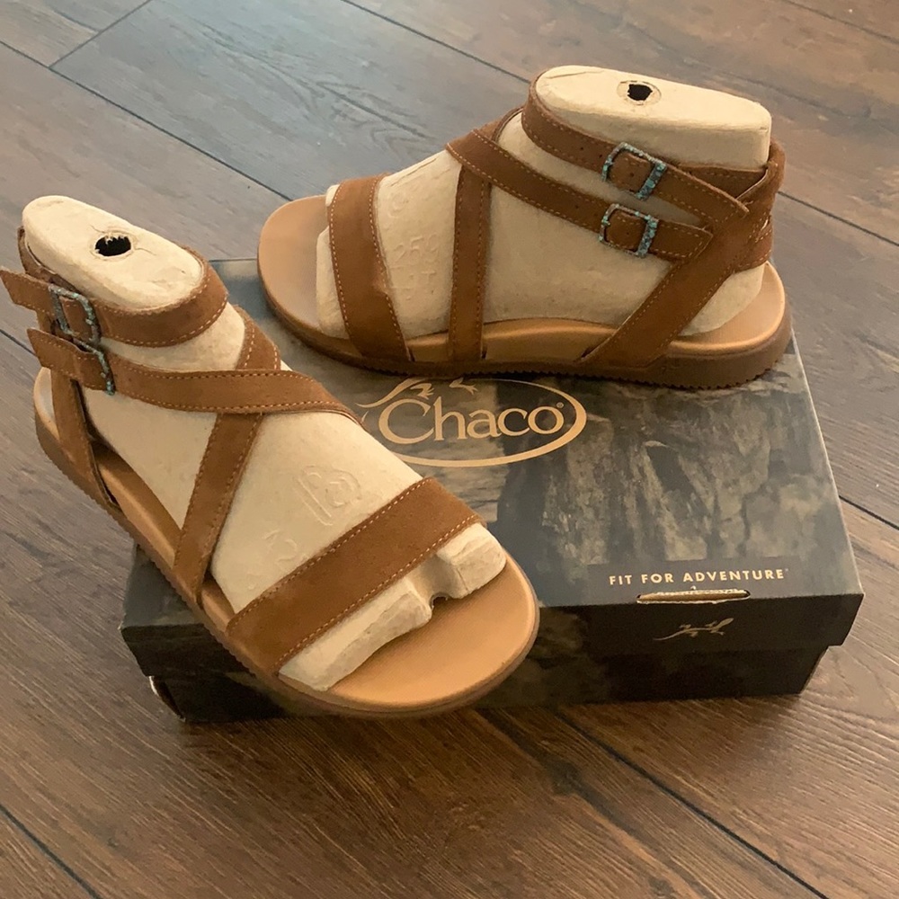 Chacos Women’s Brown Rose Sandal Size 8
